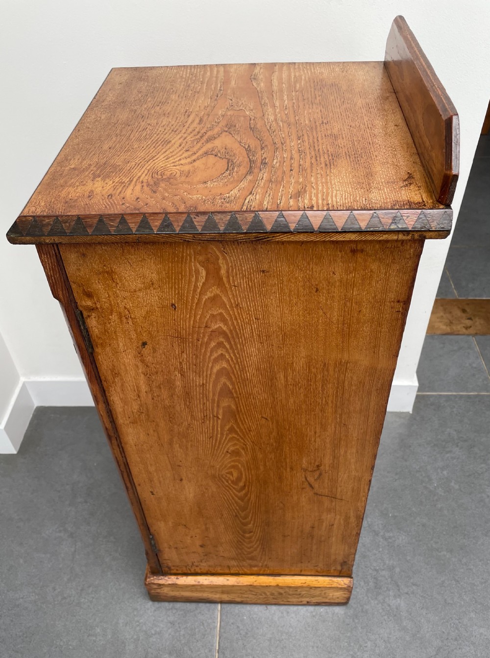 Victorian Aesthetic oak pot cupboard c1870 View VII
