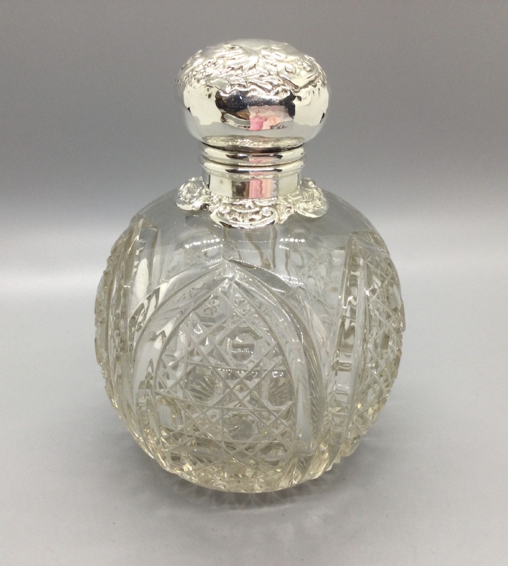 Edwardian silver and glass perfume scent bottle Birmingham 1904 