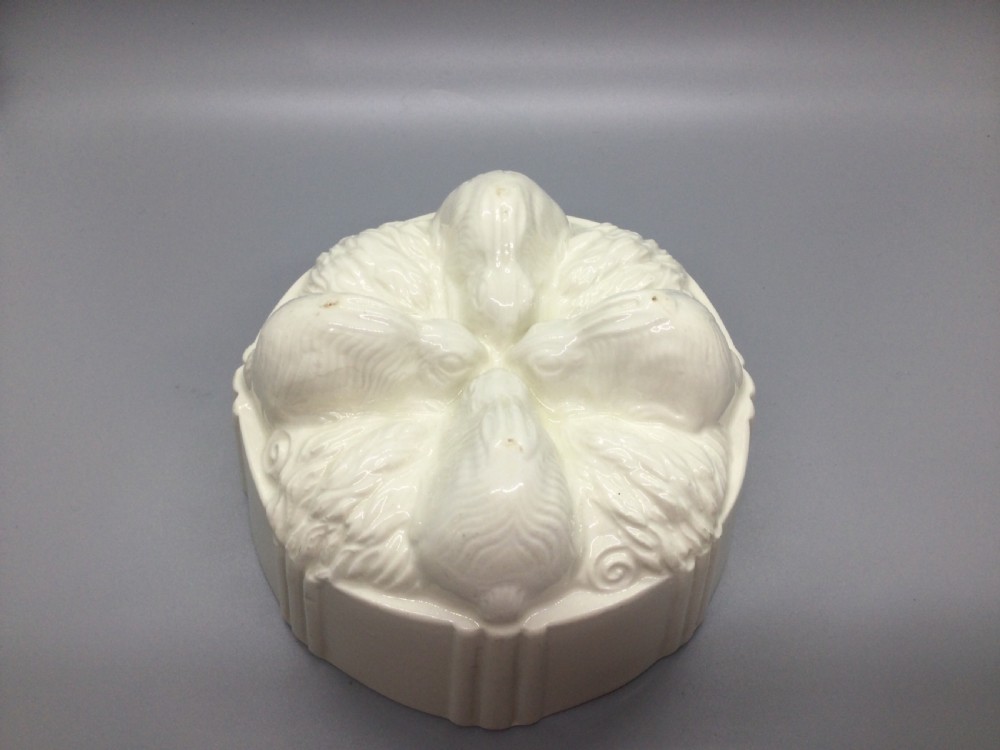 Victorian creamware rabbits 1 pint jelly mould c1880 View IX