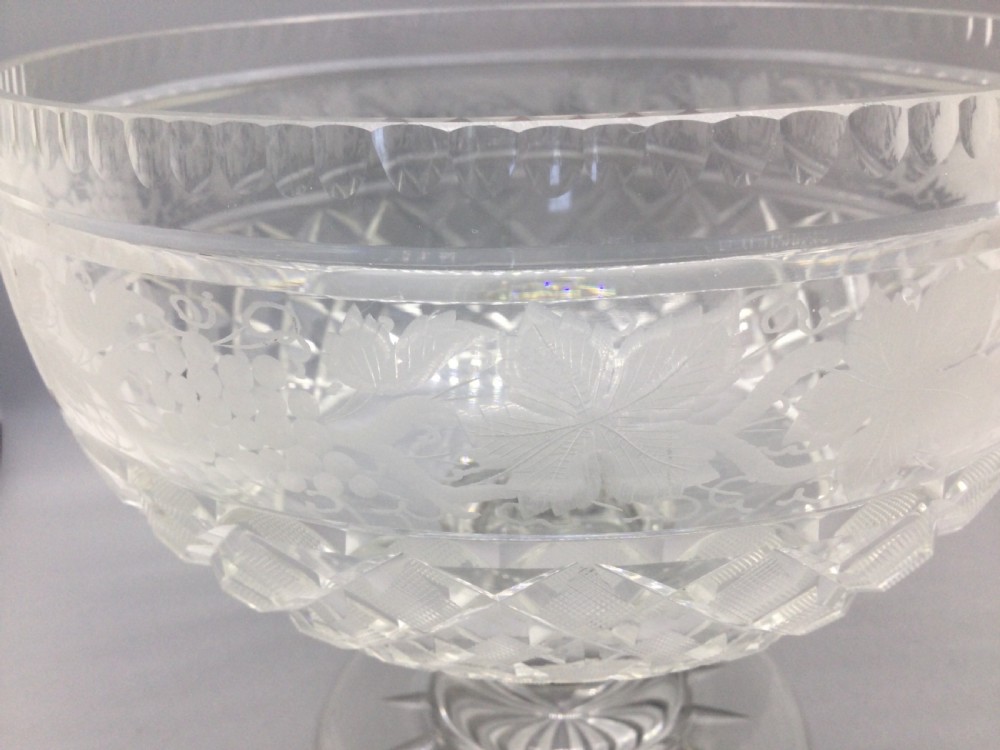 George V engraved and cut lead crystal bowl c1910 View V