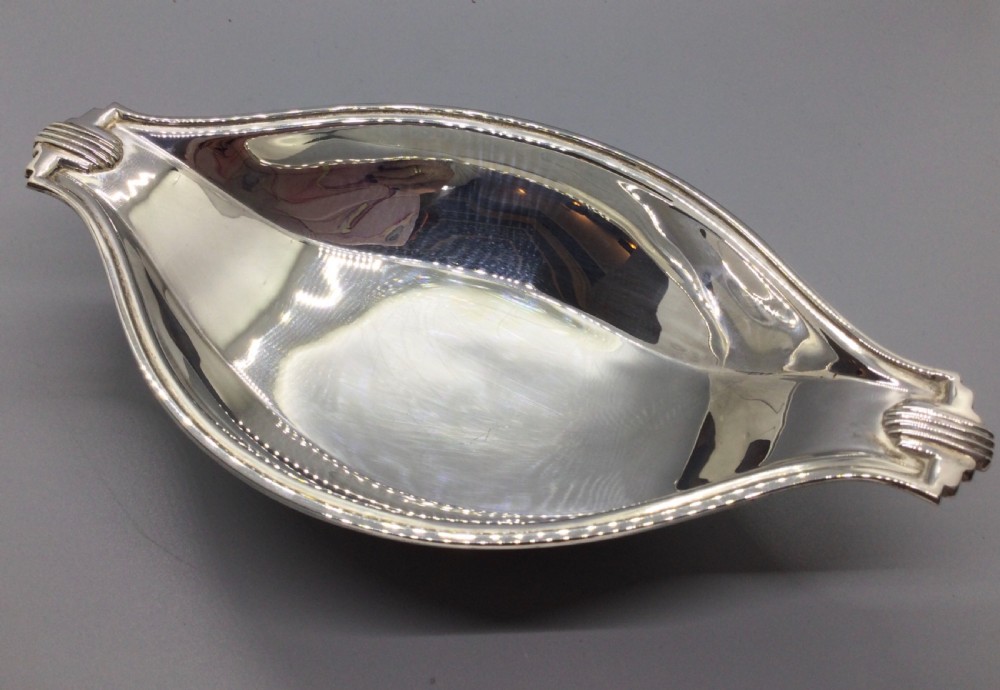 Art Deco silver dish Chester 1938 WIlLiAM NEALE & Son Ltd View III