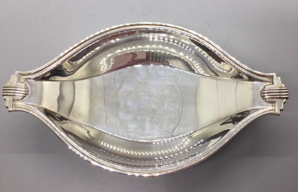 Art Deco silver dish Chester 1938 WIlLiAM NEALE & Son Ltd View IX