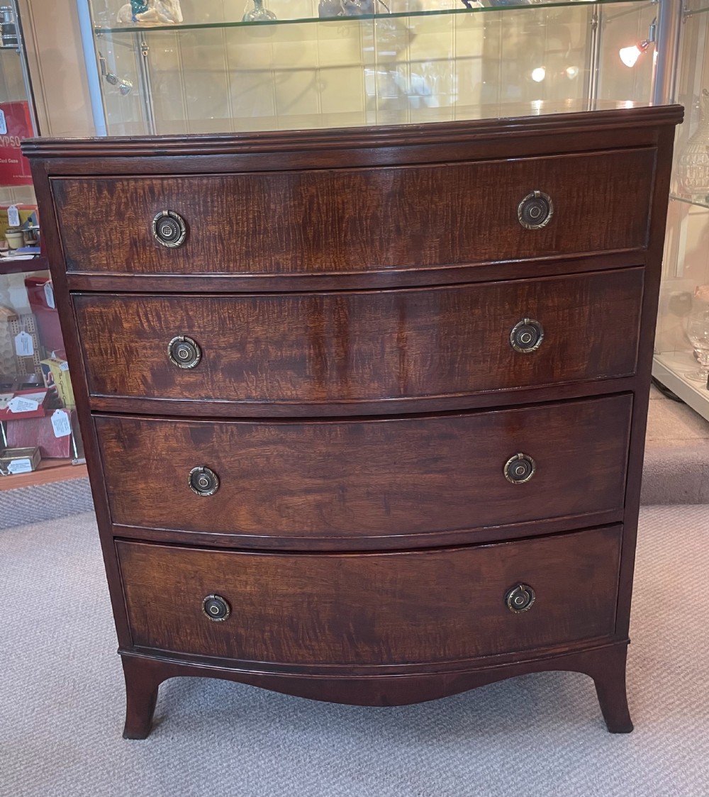 Geo V mahogany bow front chest of drawers c1920 View II