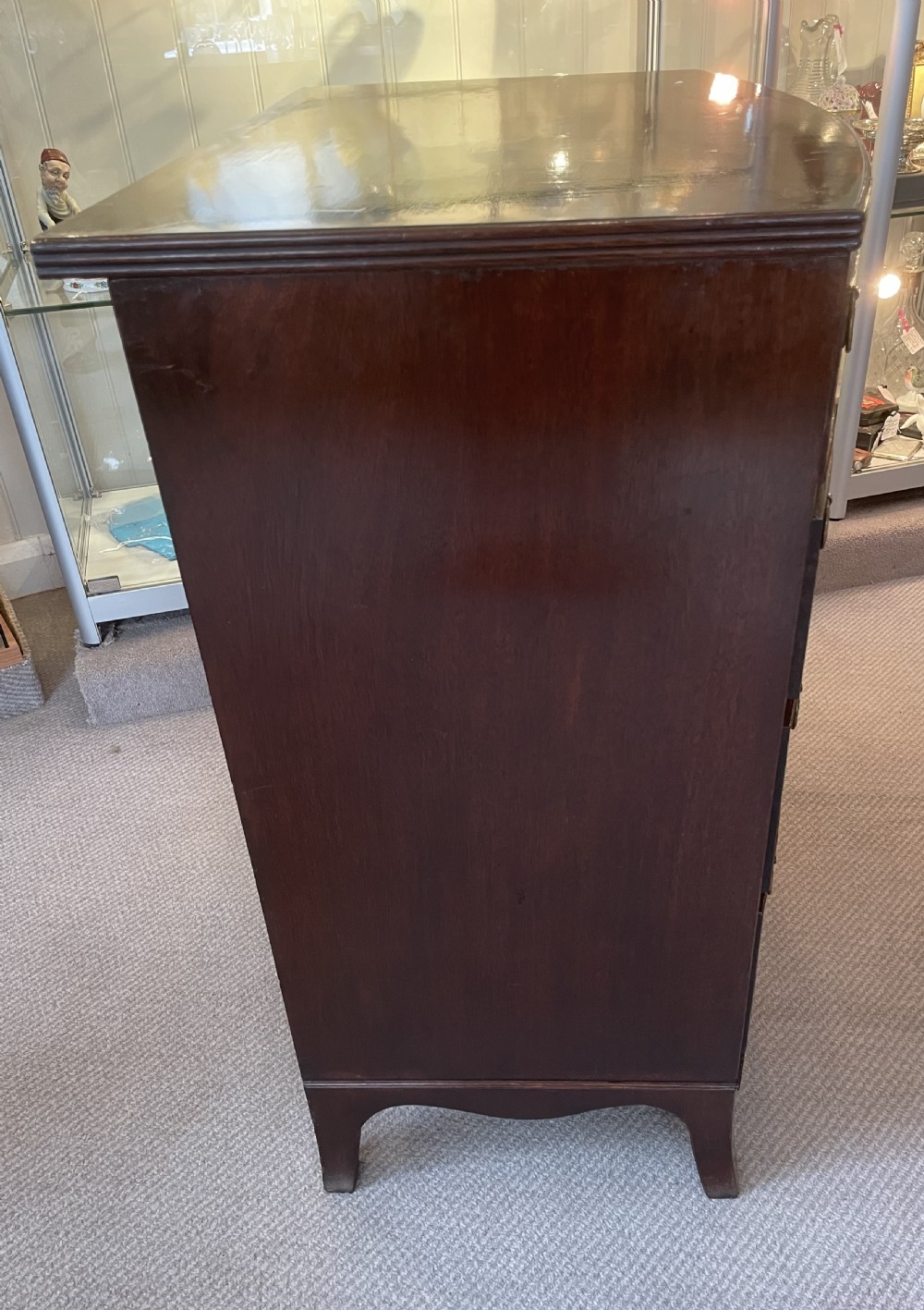 Geo V mahogany bow front chest of drawers c1920 View VII