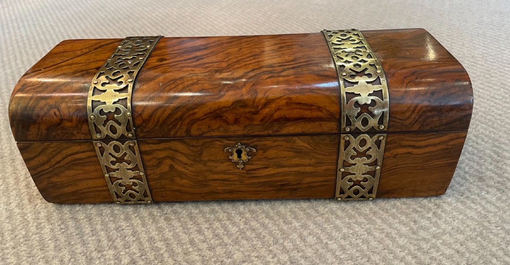 Early Victorian walnut brass mounted box c1850 View III