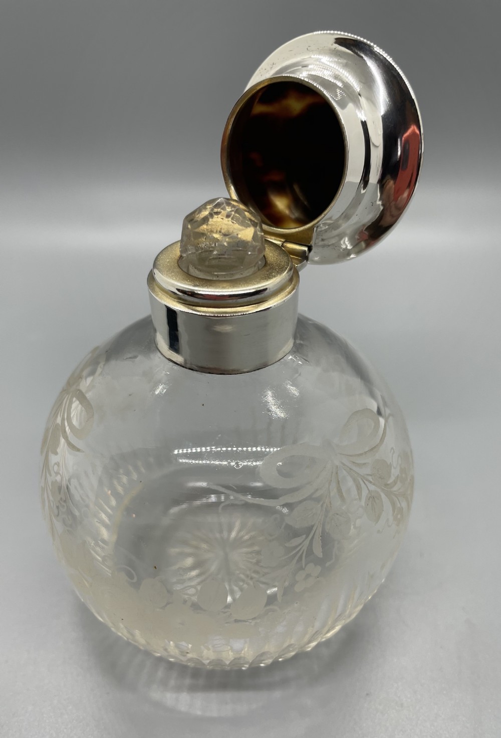 George V silver tortoiseshell mounted scent bottle Birmingham 1926 View V