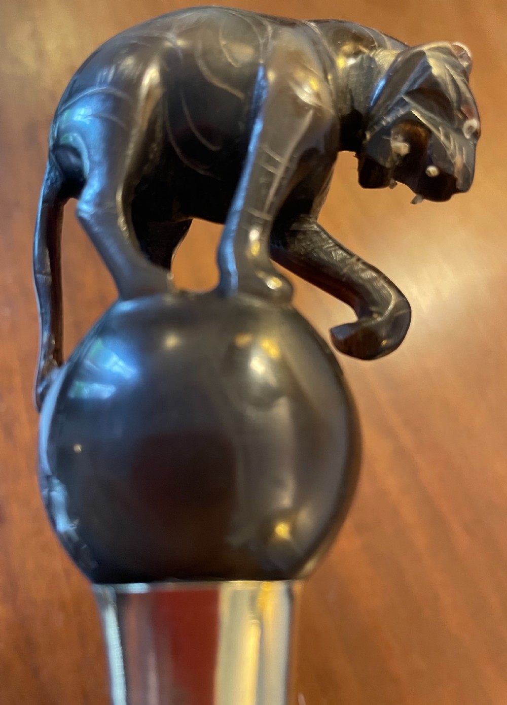 Edwardian ebony and carved horn tiger walking stick cane c1910 View VI