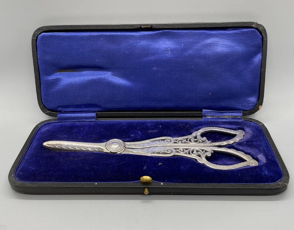 Edwardian pair silver grape scissors Sheffield 1907