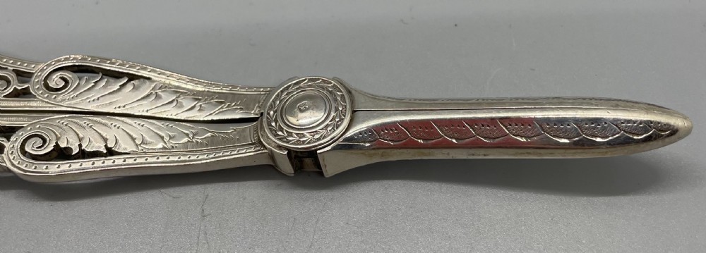 Edwardian pair silver grape scissors Sheffield 1907 View XVII