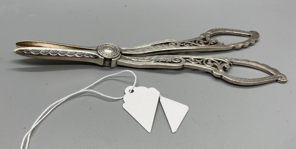Edwardian pair silver grape scissors Sheffield 1907 View XIX