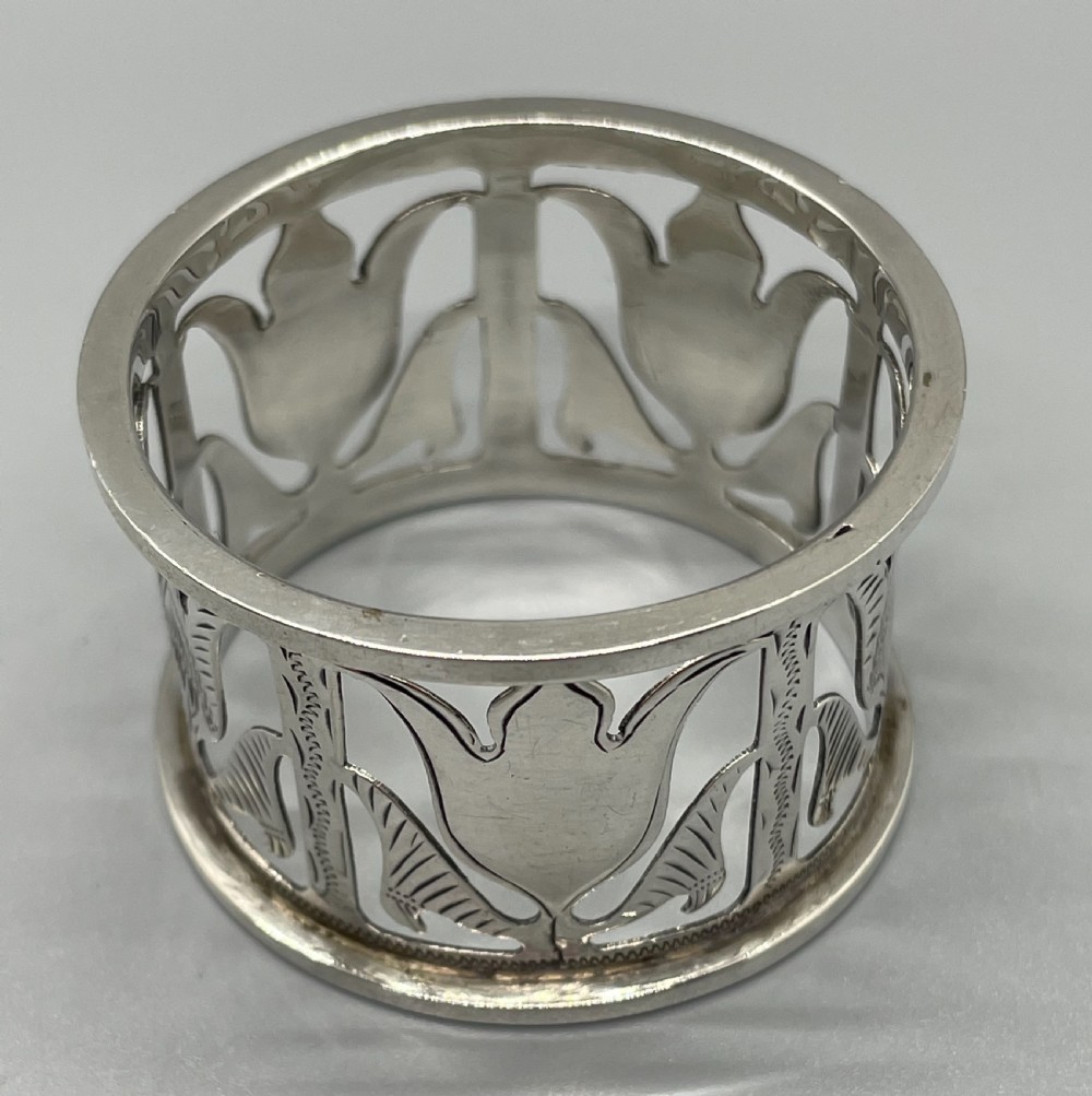Edwardian pair Etruscan style silver napkin rings Birmingham 1904 View IX