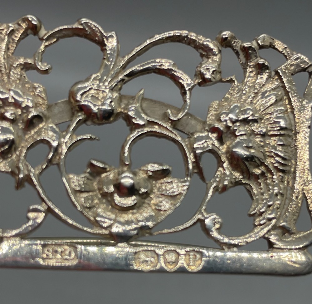 Pair Victorian silver menu holders London 1890 View VI