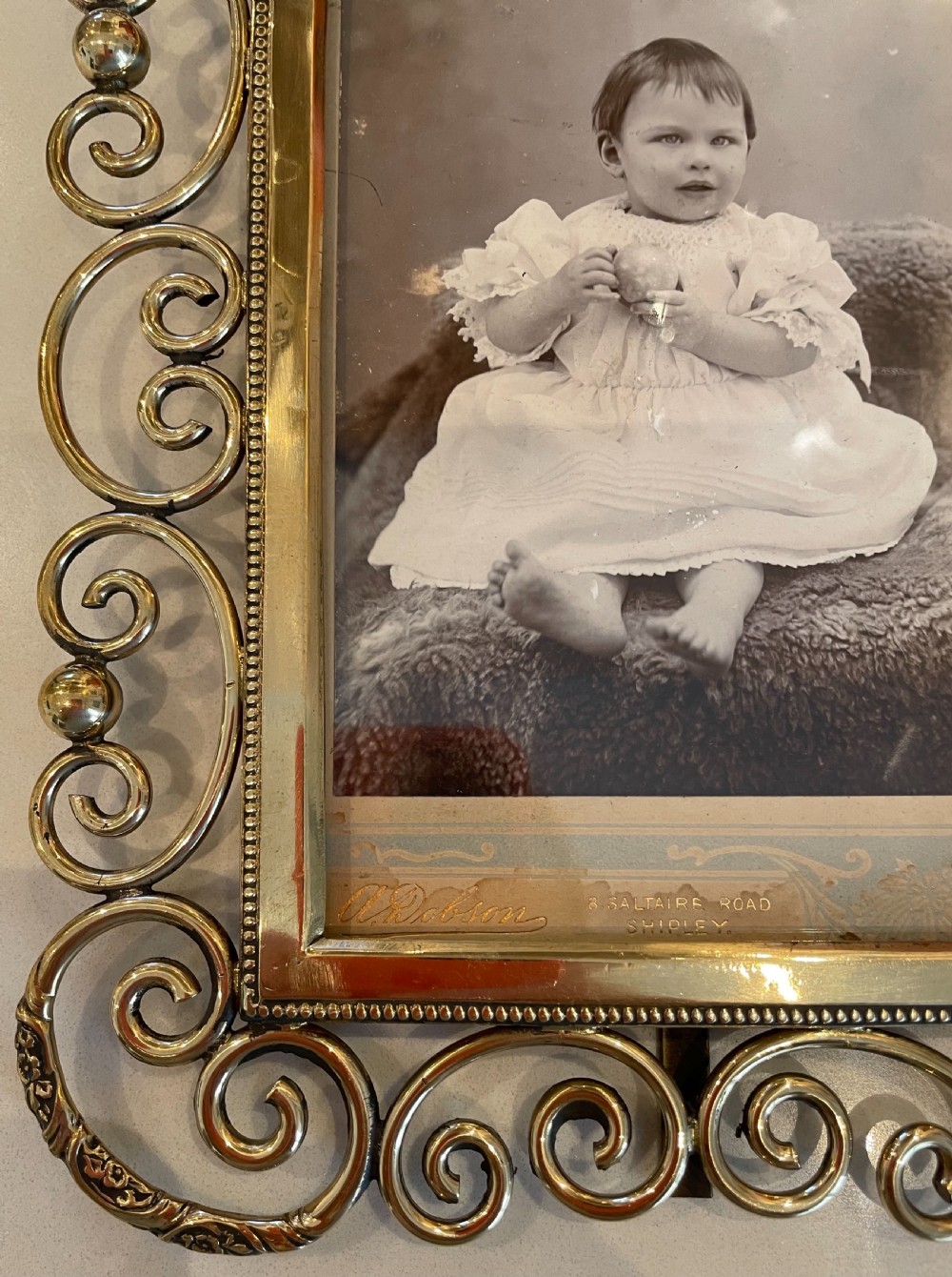 Victorian ornate brass ring photo frame c1880 View VI