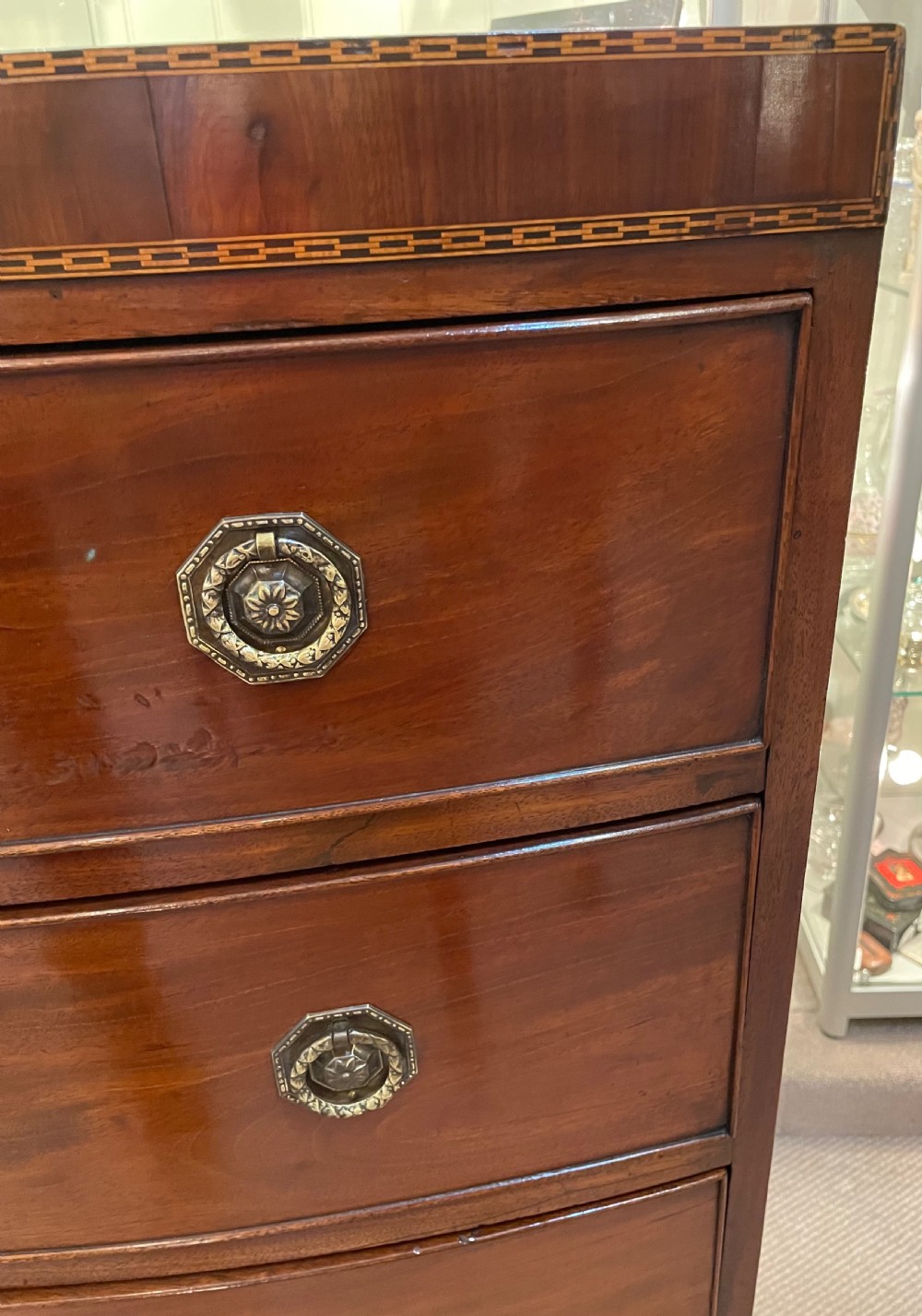 Early 19thc mahogany bow front four drawer chest c1820 View XII