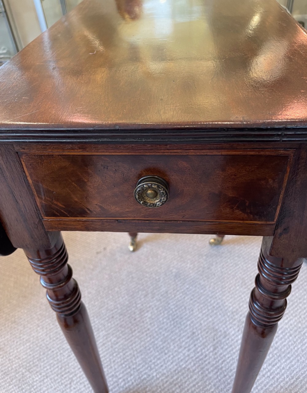 Georgian mahogany drop leaf table c1800 View VII