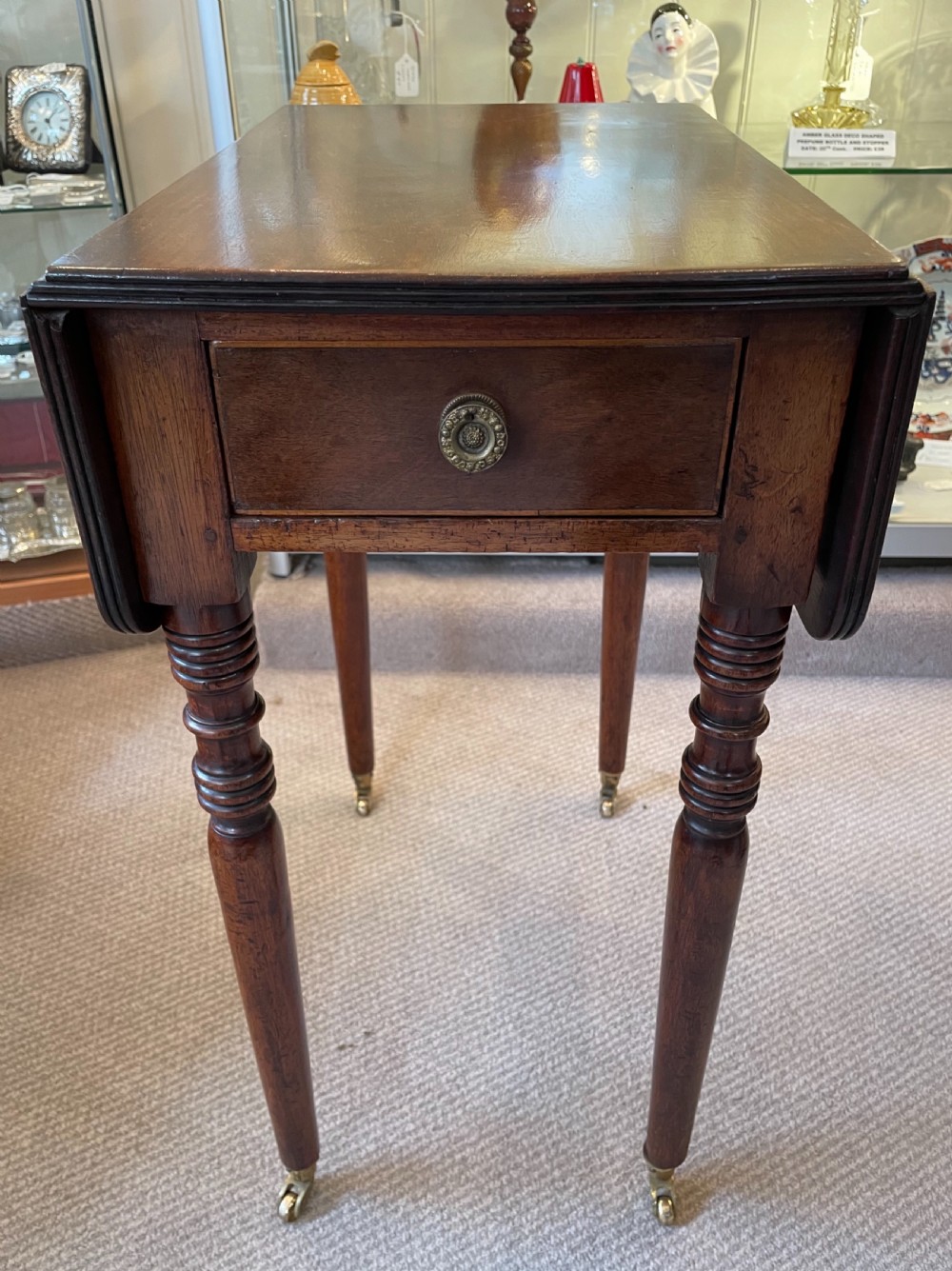 Georgian mahogany drop leaf table c1800 View X
