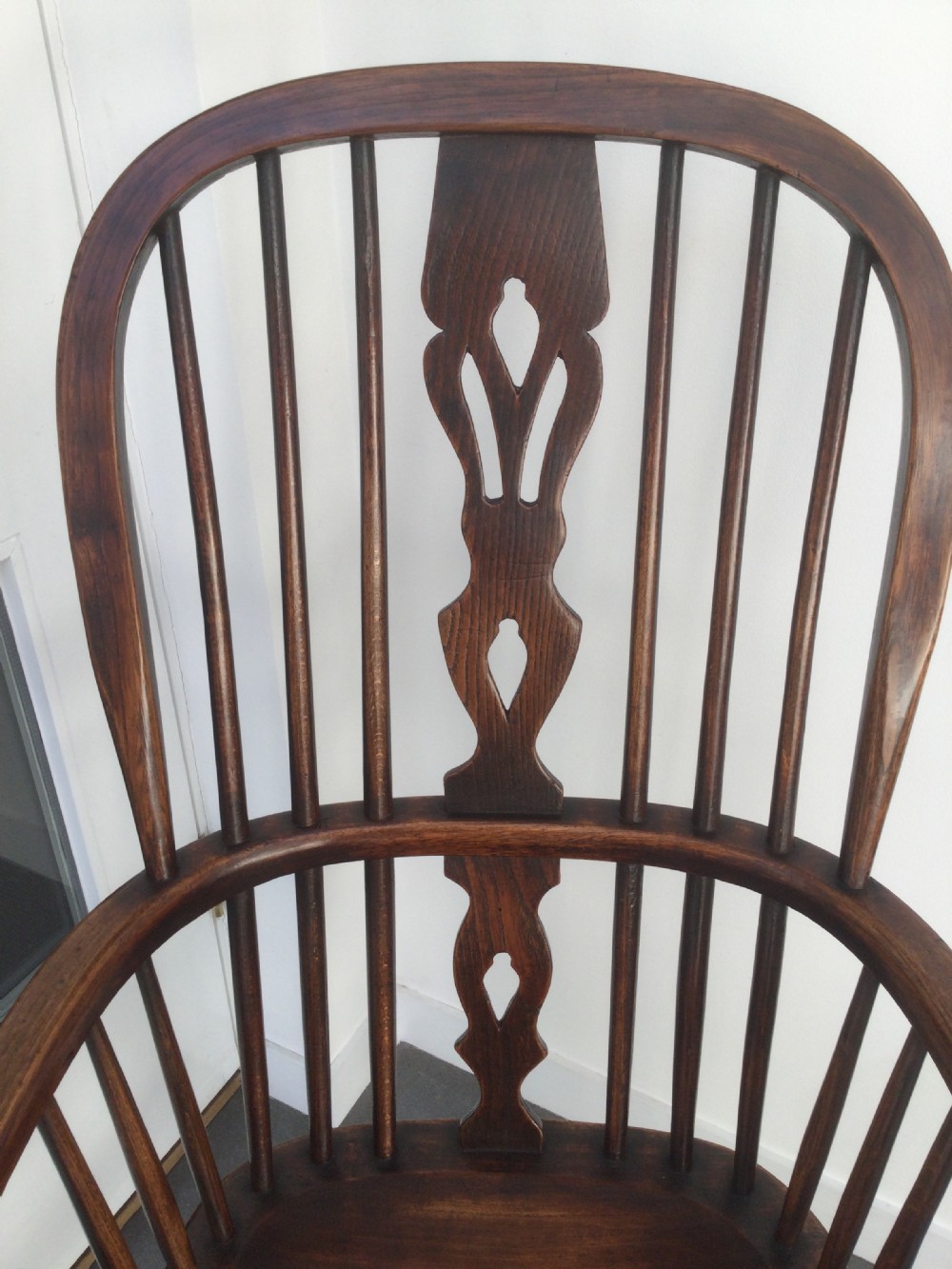 Late Victorian hoop back Windsor chair c1900 View II