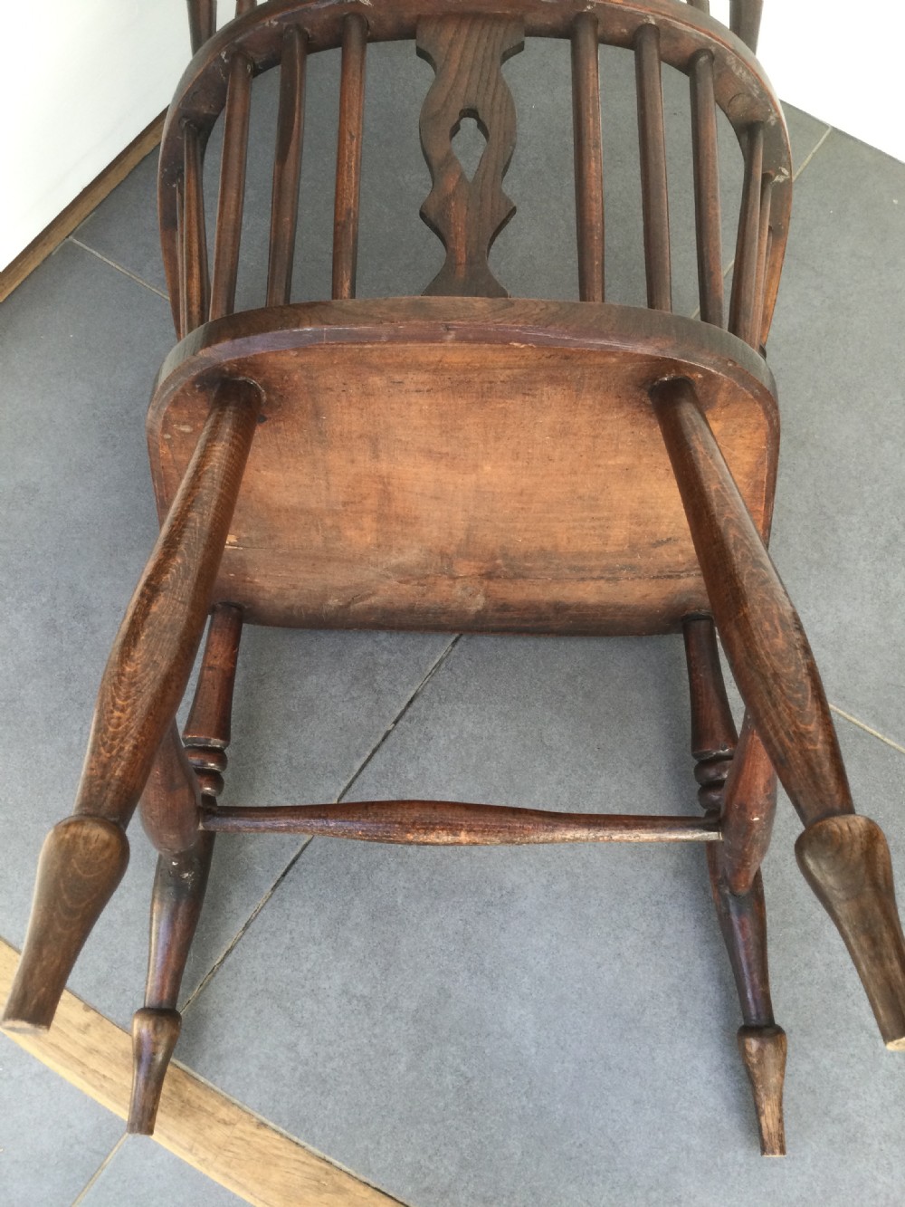 Late Victorian hoop back Windsor chair c1900 View IX