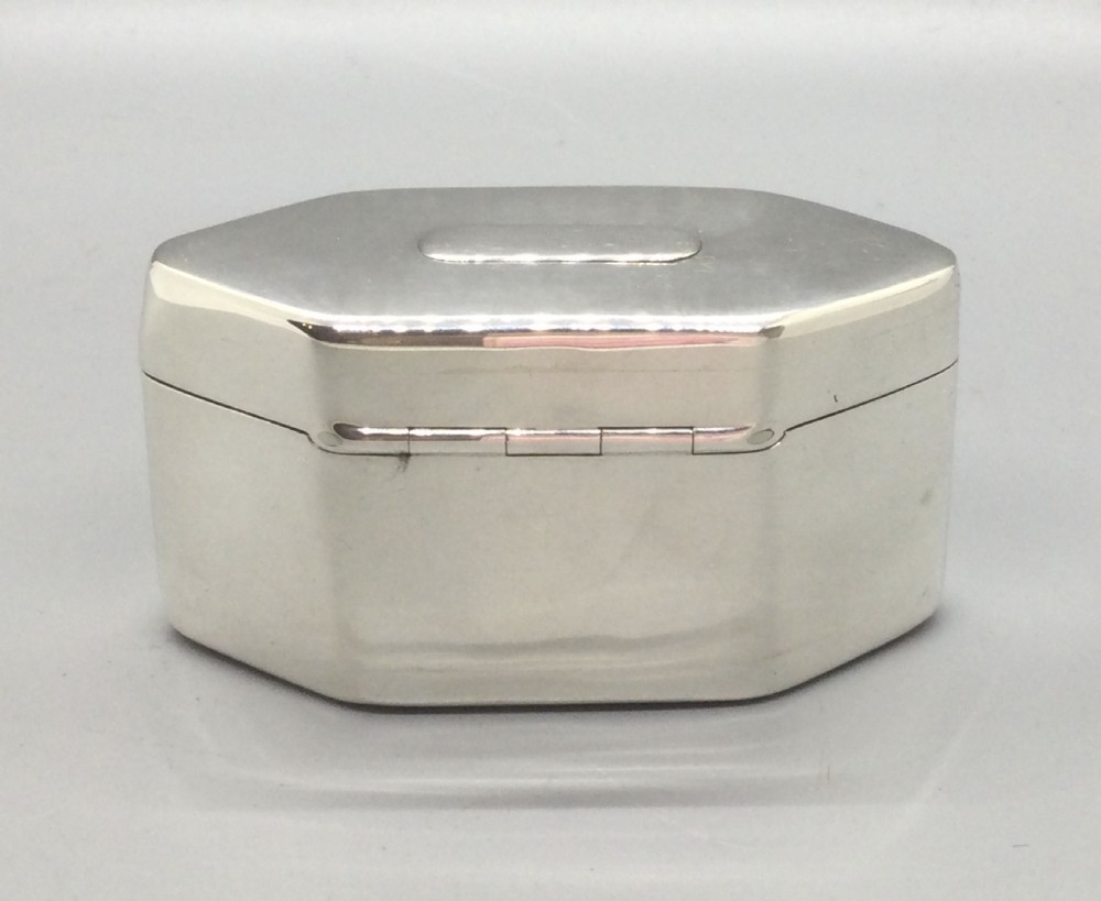 Asprey  silver hexagonal box London 1912  View IV