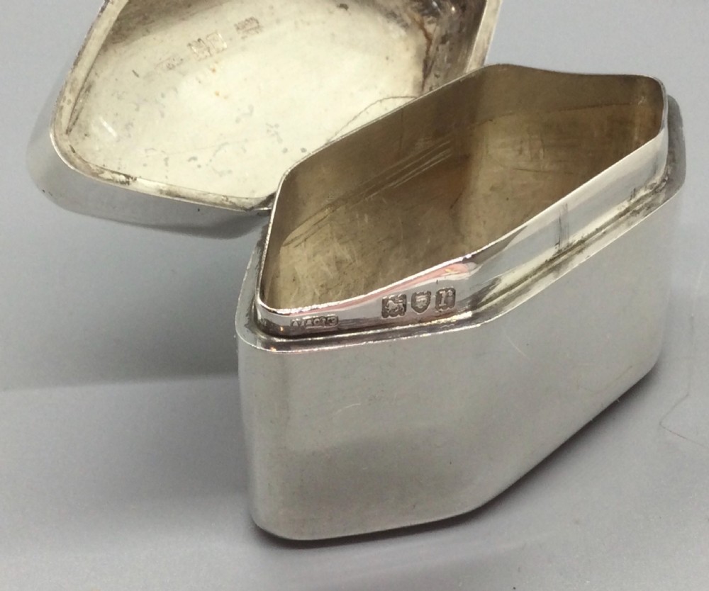 Asprey  silver hexagonal box London 1912  View VII