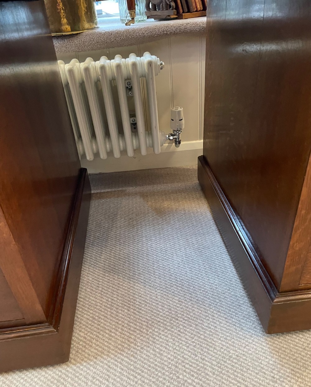 Edwardian oak pedestal desk c1900 View XII
