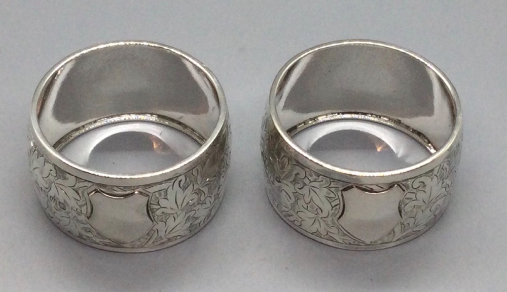 Victorian pair of silver napkin rings Sheffield 1889 View VIII