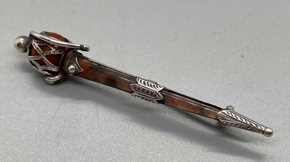 George V Scottish agate silver dirk brooch c1918