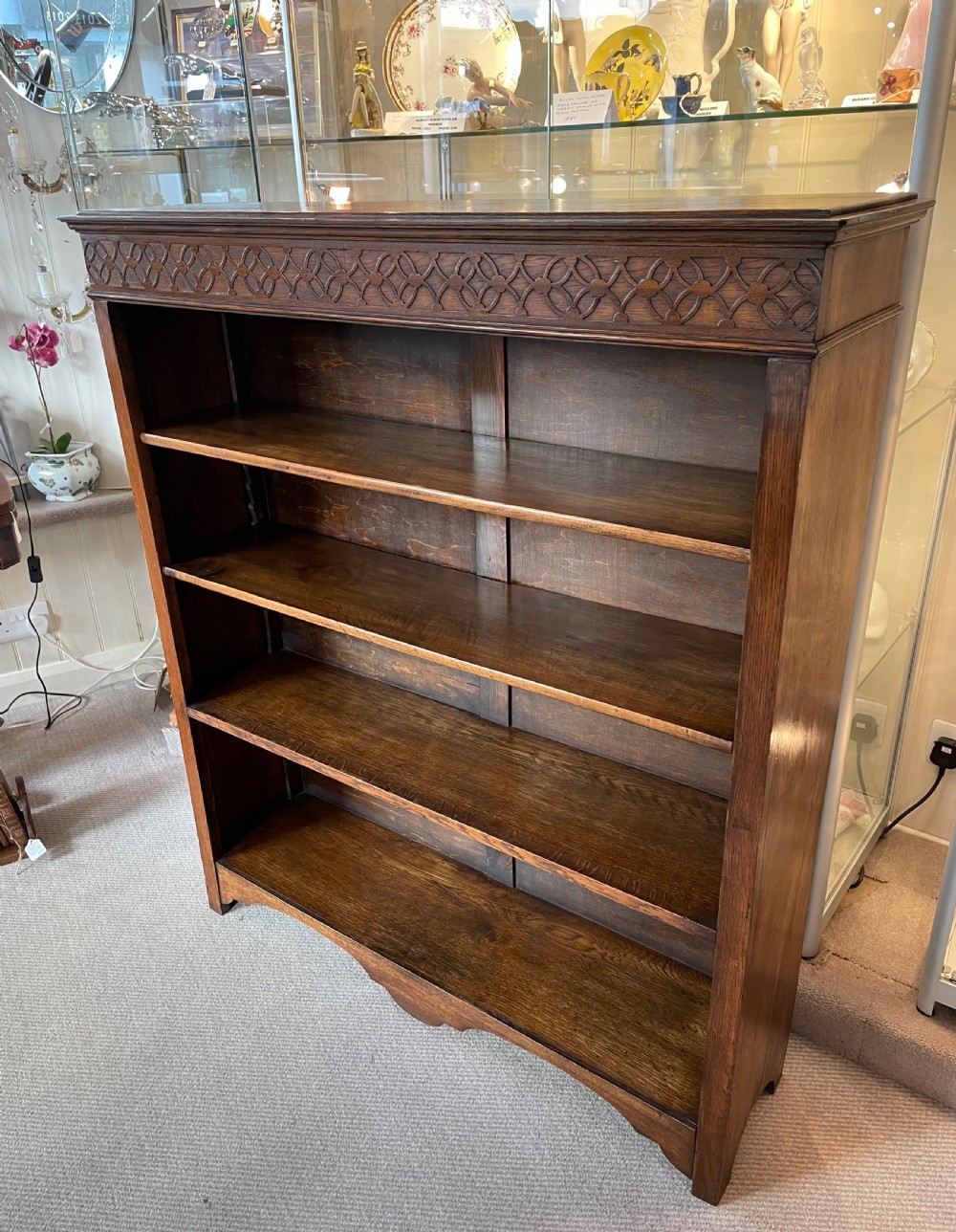 Edwardian oak adjustable bookcase 1910