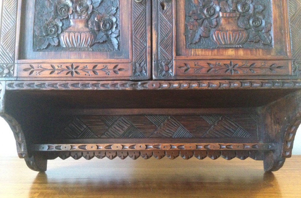 Arts and Crafts Victorian pine wall shelves cupboard  c1870 View VI
