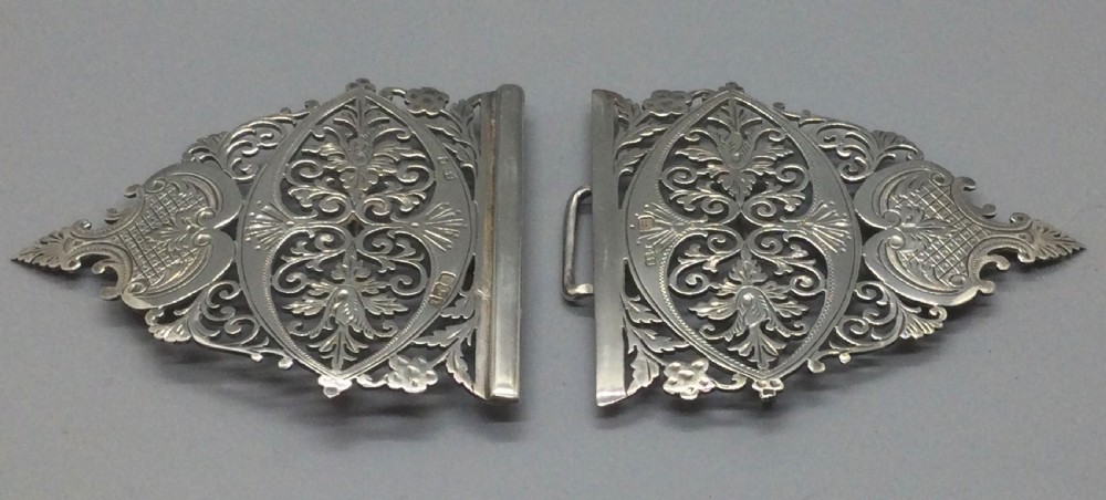 Edwardian silver nurses buckle Sheffield 1902 View VI