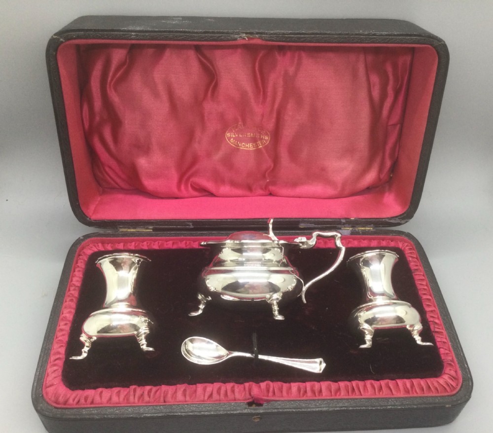 Edwardian silver cruet set Sheffield 1907