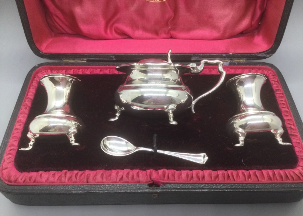 Edwardian silver cruet set Sheffield 1907 View XI