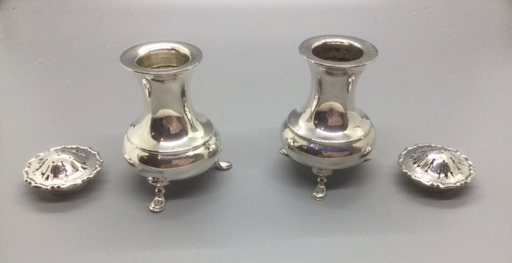 Edwardian silver cruet set Sheffield 1907 View XIV