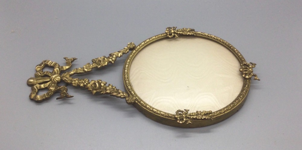 Late 19th French ormolu photo frame c1880 View III