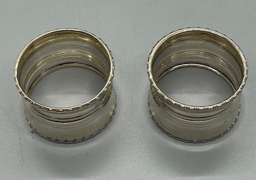 Geo V pair silver napkin rings Birmingham 1912 MARTIN HALL View IV