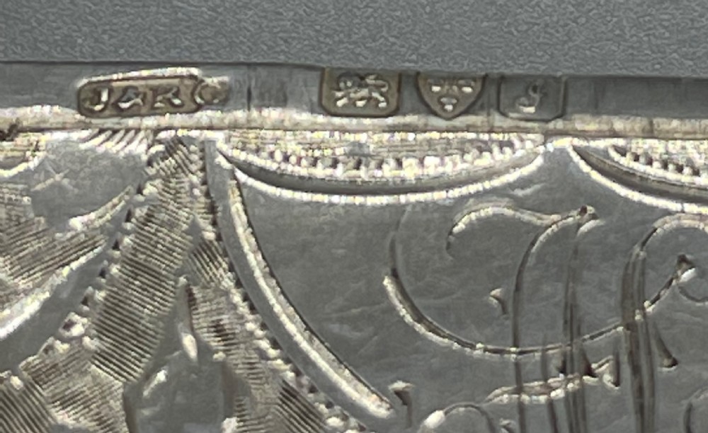 Edwardian round silver vesta case Chester 1909 View V
