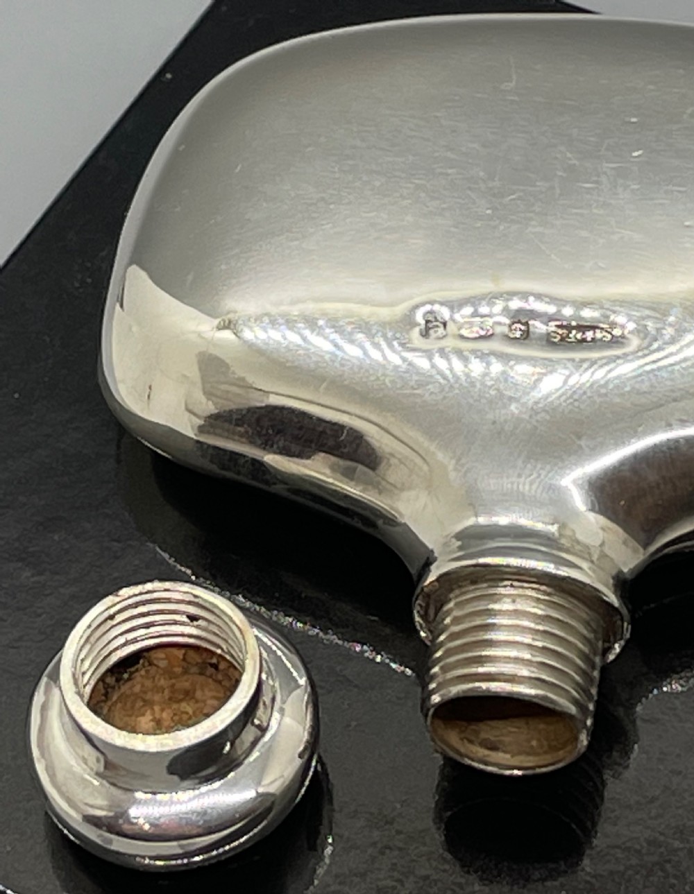 Edwardian silver lady’s spirit flask Birmingham 1904 SAUNDERS & SHEPHERD View IV