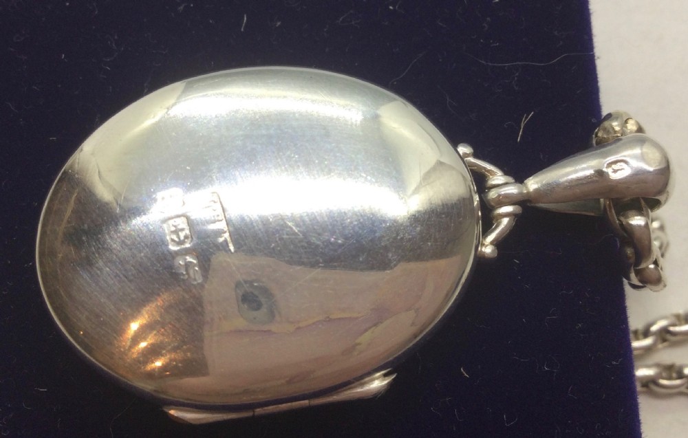 Edwardian silver locket and chain Birmingham 1909 View V