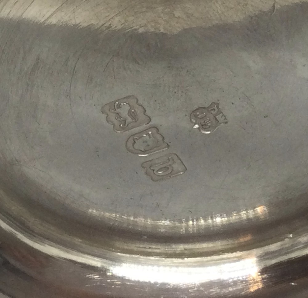 Victorian silver half pint tankard London 1897 View IX