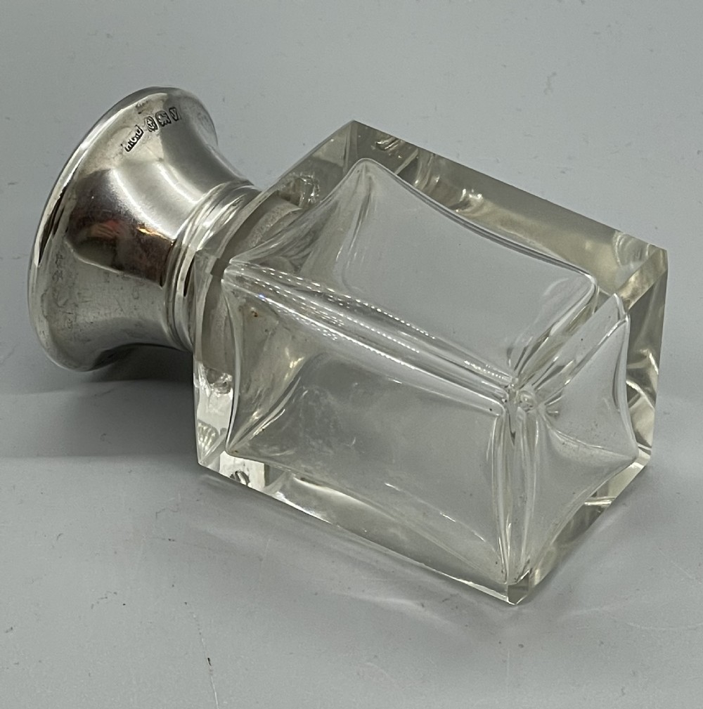 Deco era silver enamel scent bottle Birmingham 1929 View III