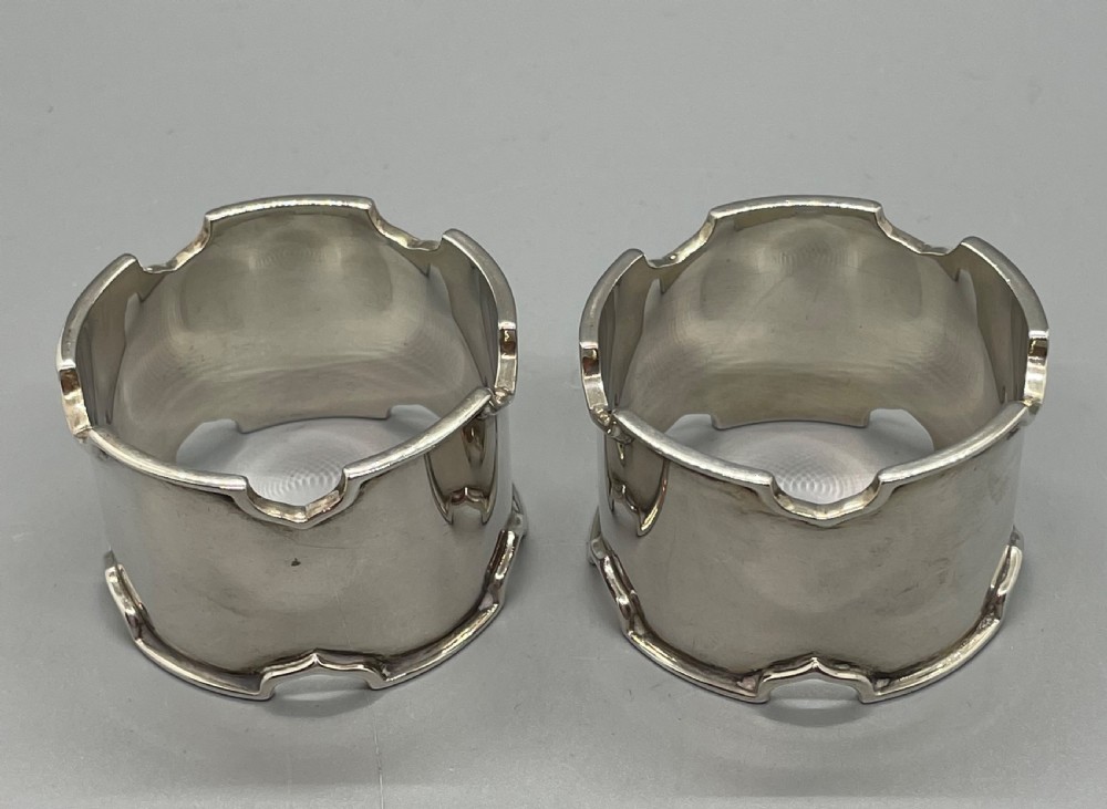 George V pair silver napkin rings Birmingham 1926 View II