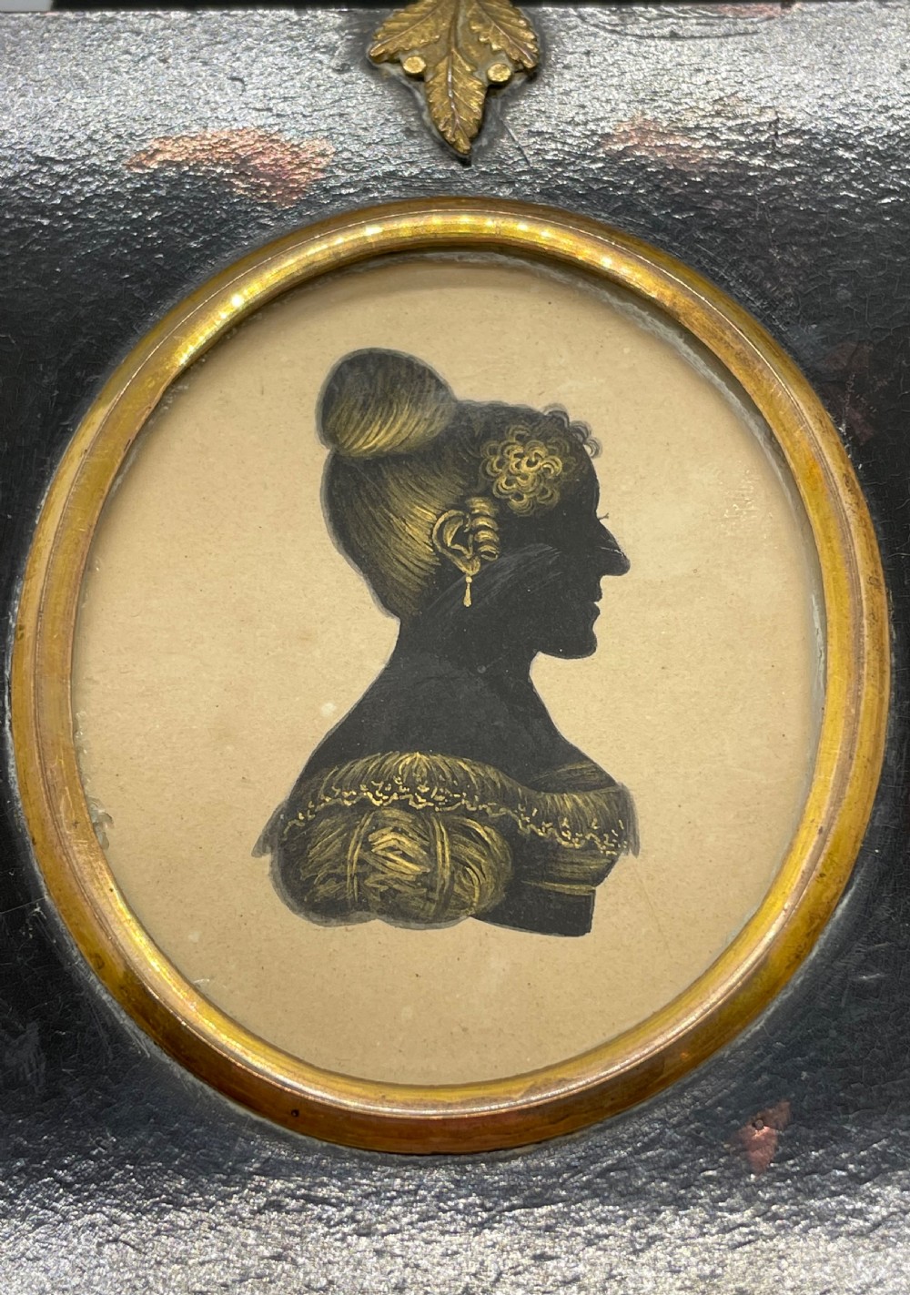 Regency silhouette of a lady c1820 View III