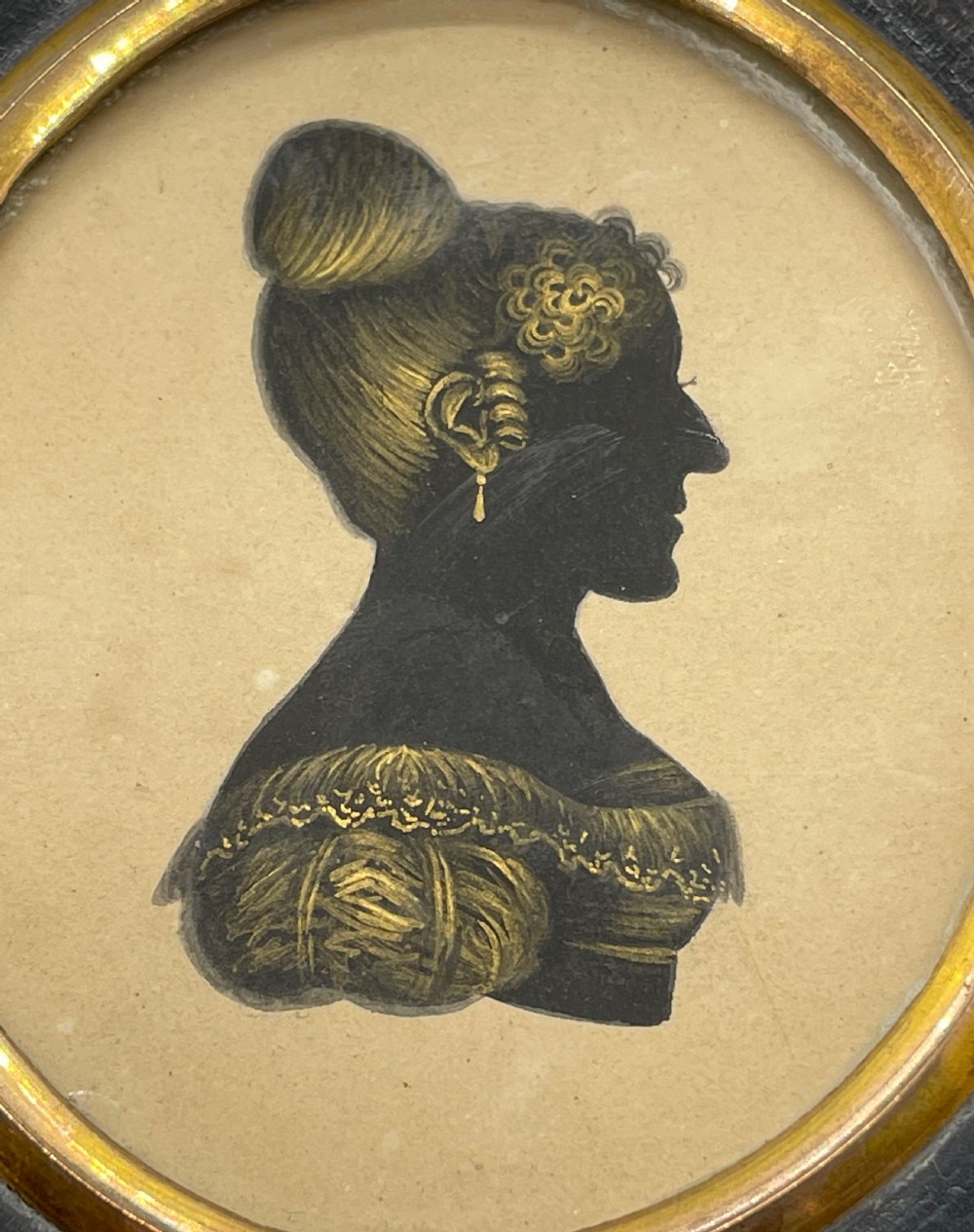 Regency silhouette of a lady c1820 View V