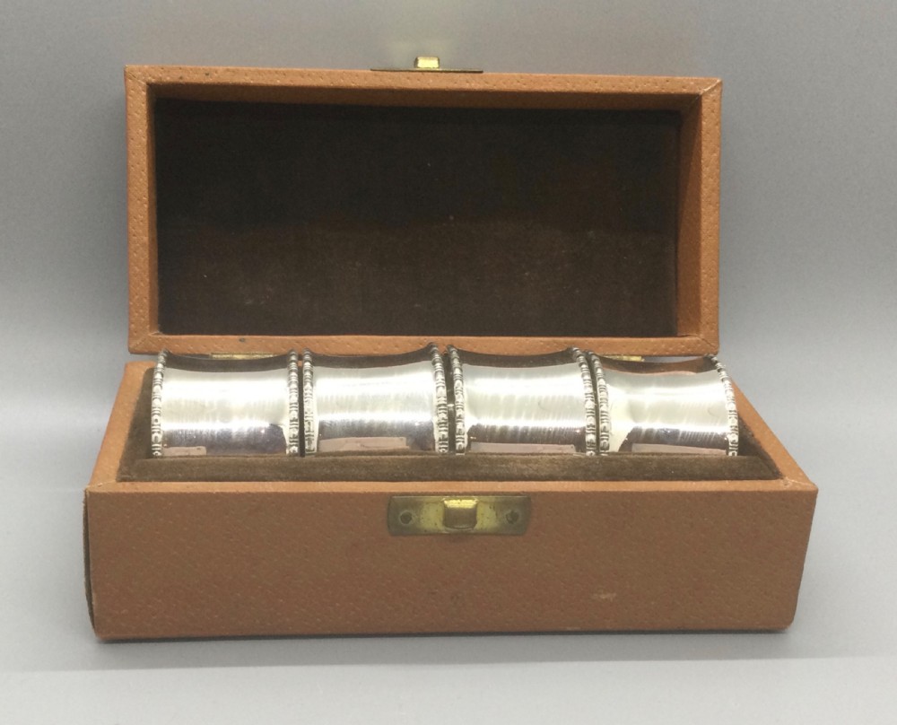 George V set of 4 silver napkin rings Birmingham 1925