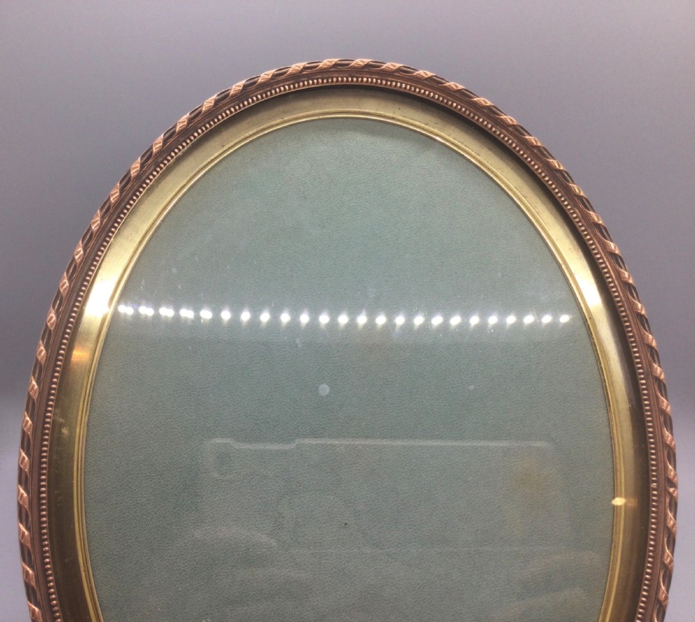 French 19thC oval fine brass photo frame c1880 View III