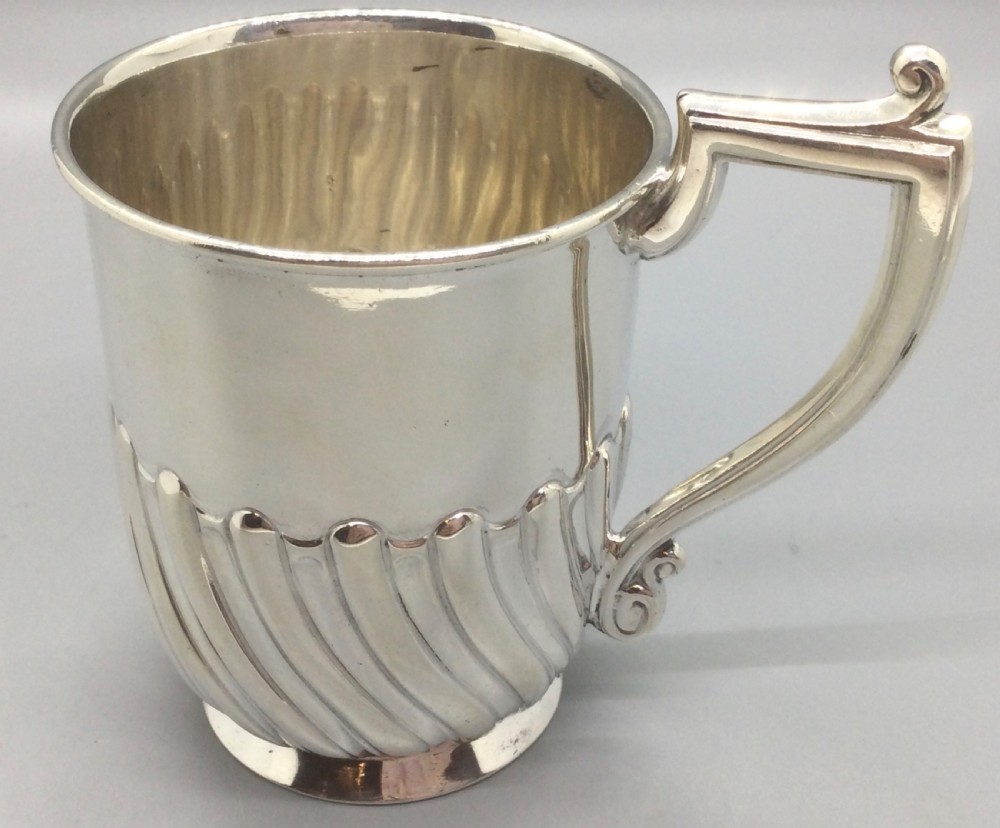 Victorian silver christening mug tankard Sheffield 1896 View VIII