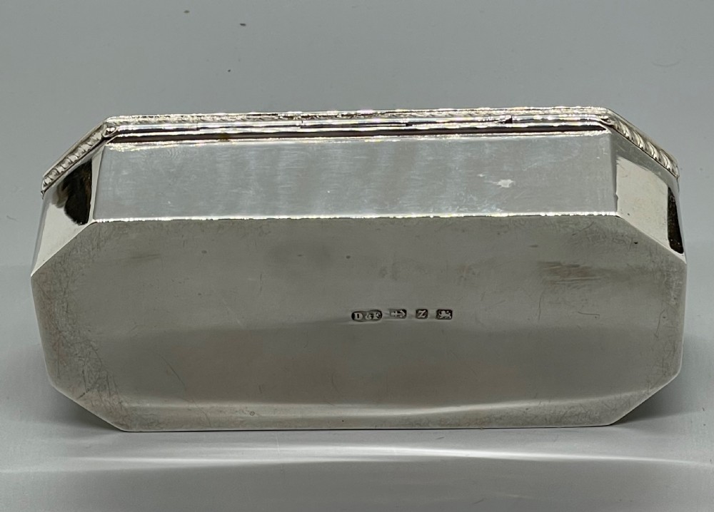 Quality Victorian silver box Birmingham 1899 View VIII