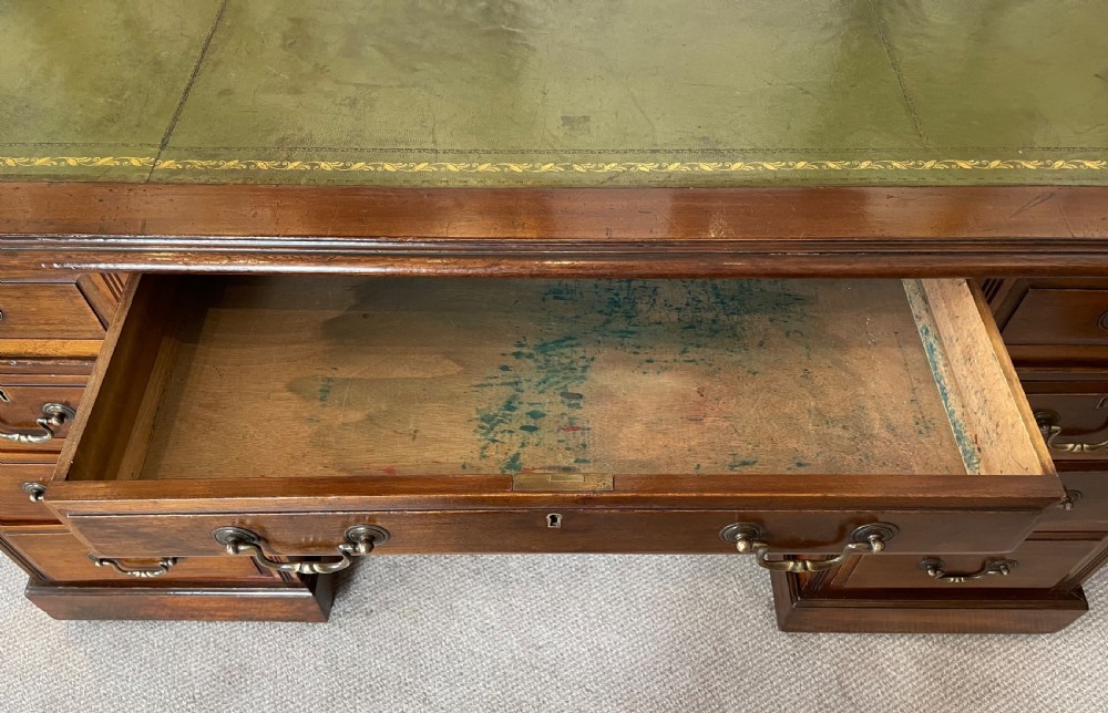 Quality Victorian pedestal desk c1880 View IX