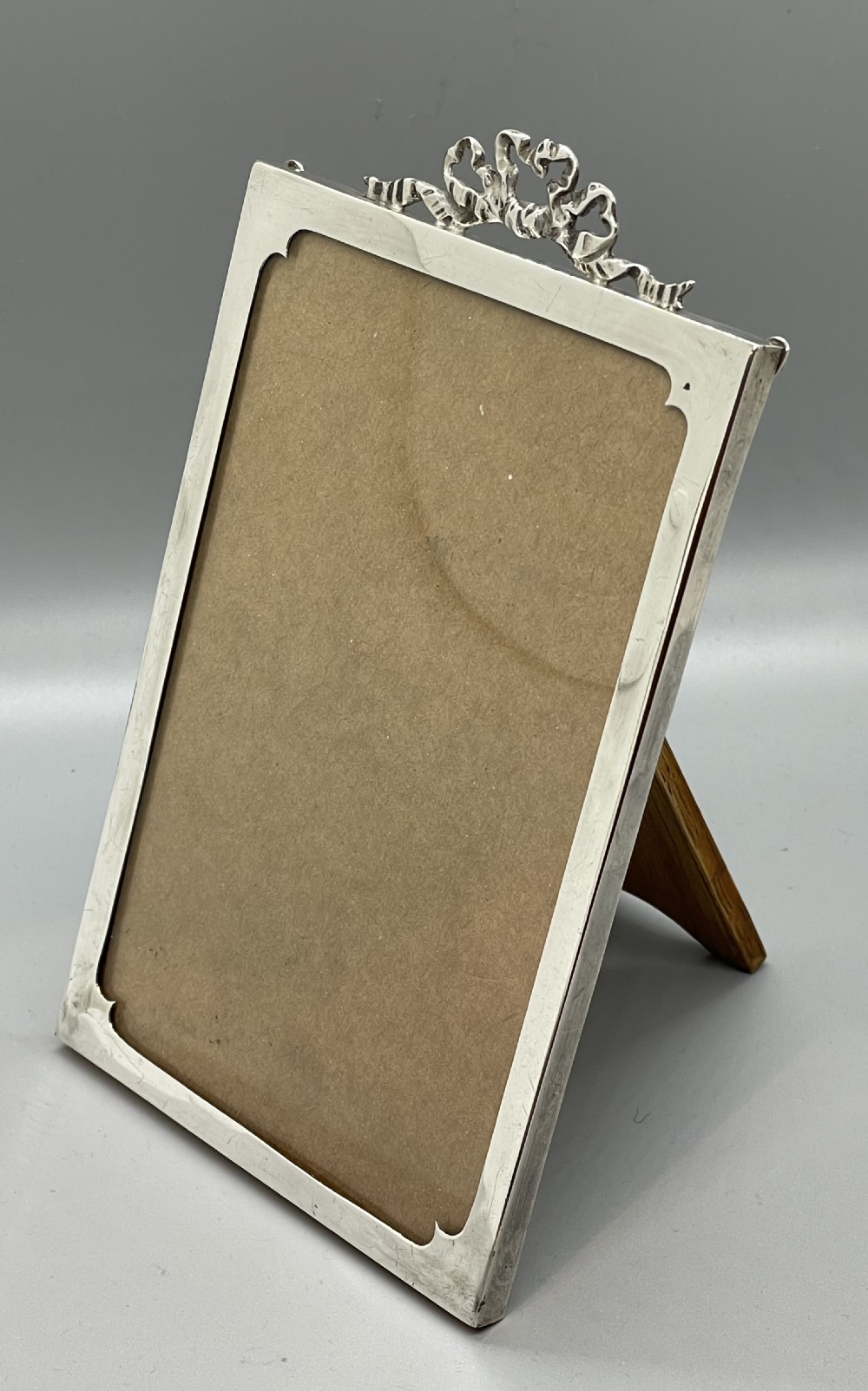 Geo V silver ribbon top photo frame Birmingham 1919 View III