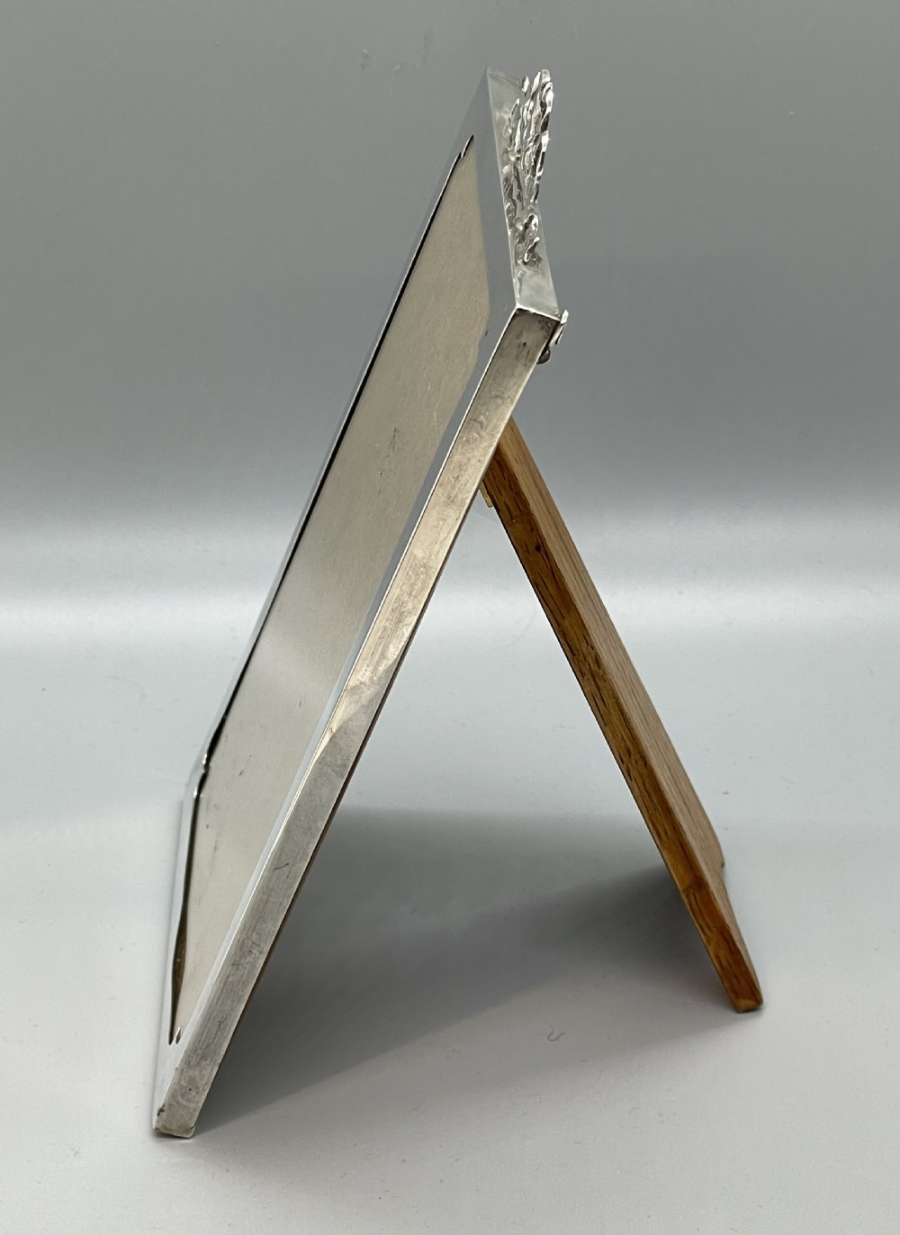 Geo V silver ribbon top photo frame Birmingham 1919 View IV